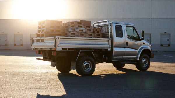 Top raisons de choisir un utilitaire 20m3 avec hayon